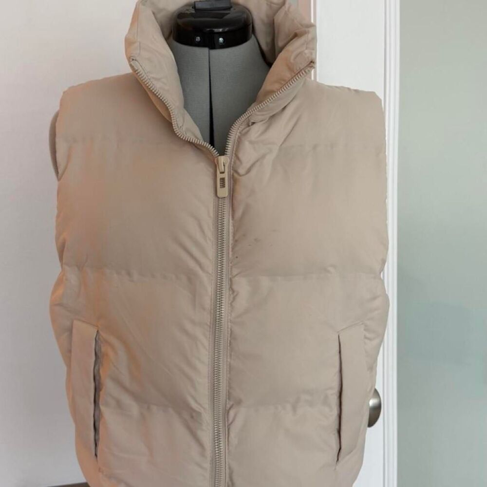 Zara Women's Cream and Tan Gilet